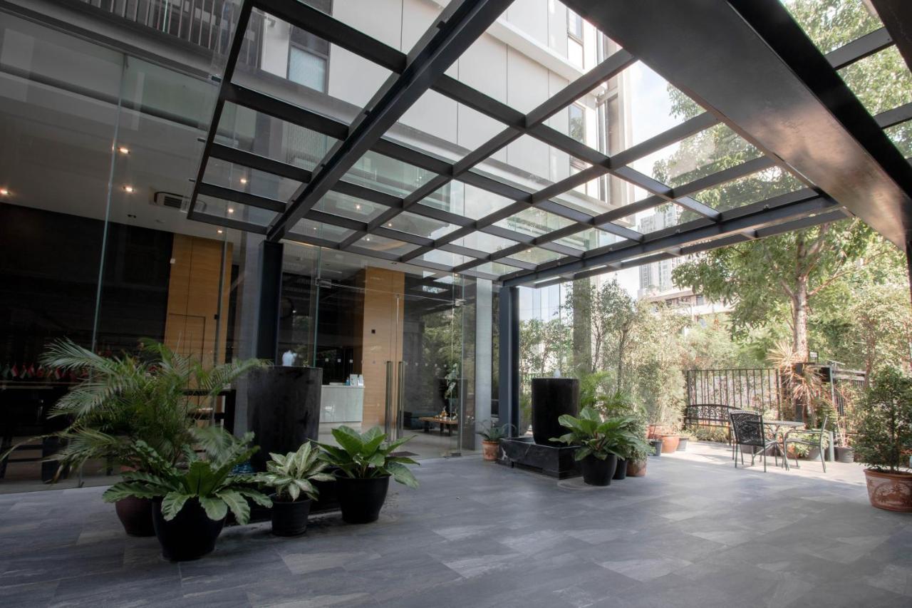 Kepler Residence Bangkok Exteriör bild