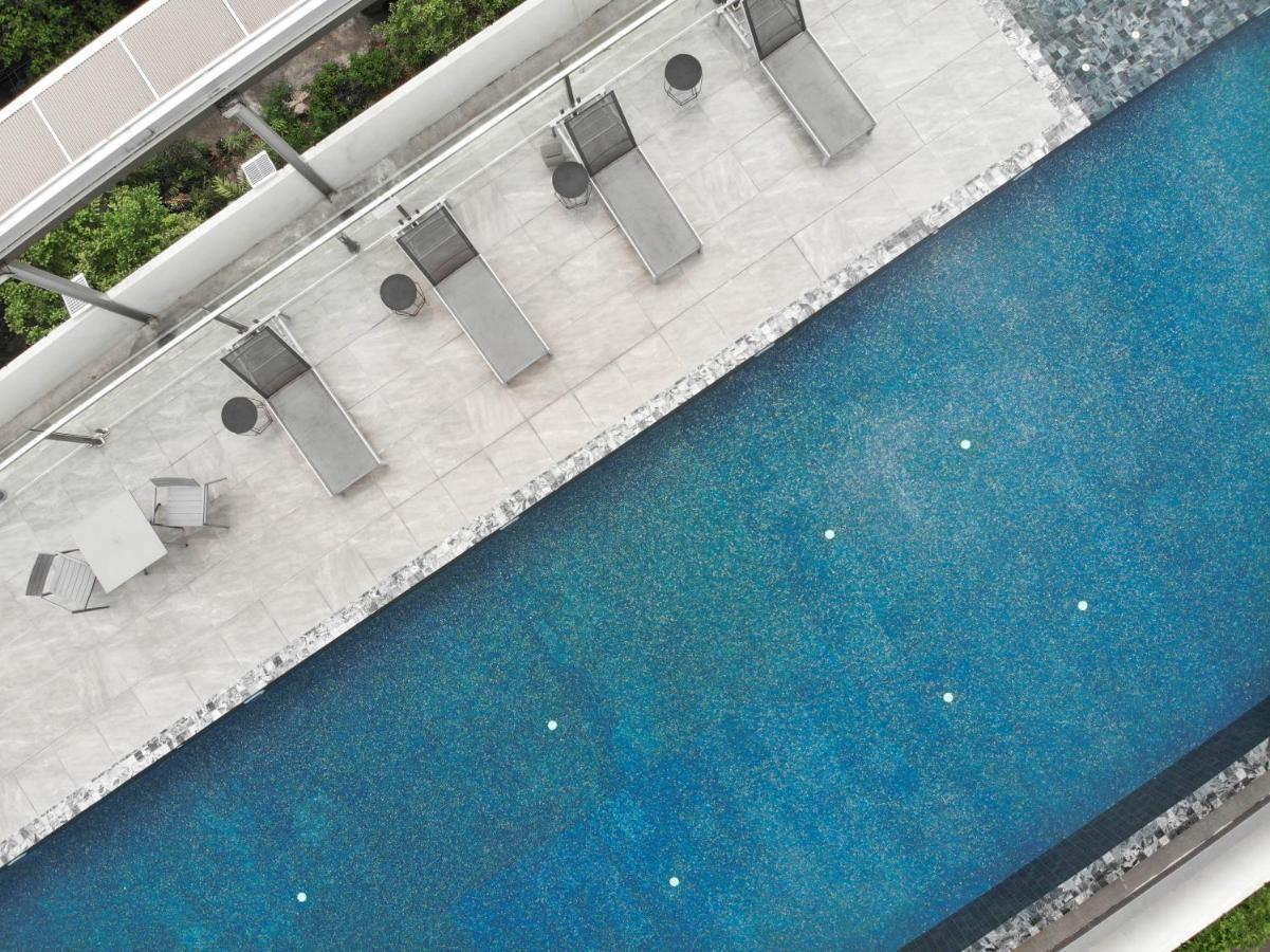 Kepler Residence Bangkok Exteriör bild