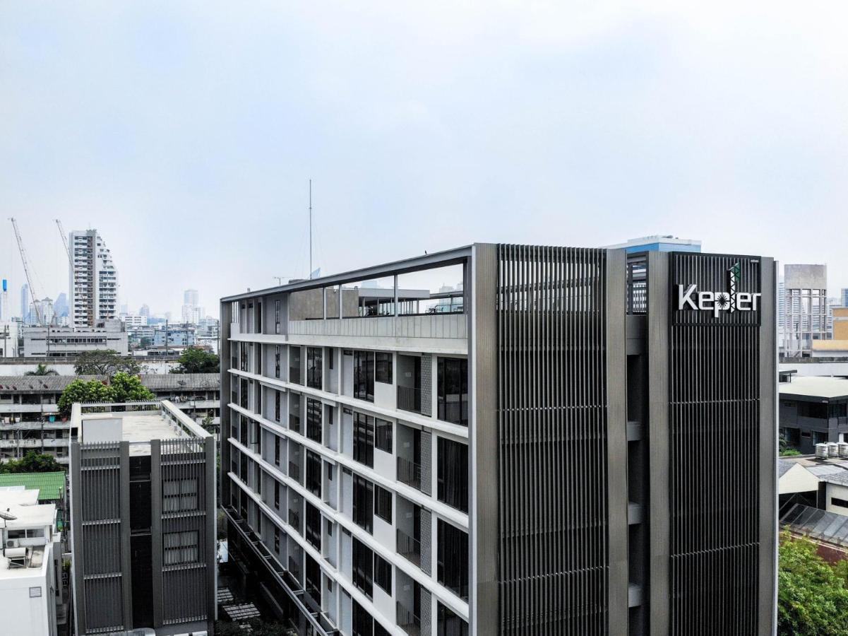 Kepler Residence Bangkok Exteriör bild
