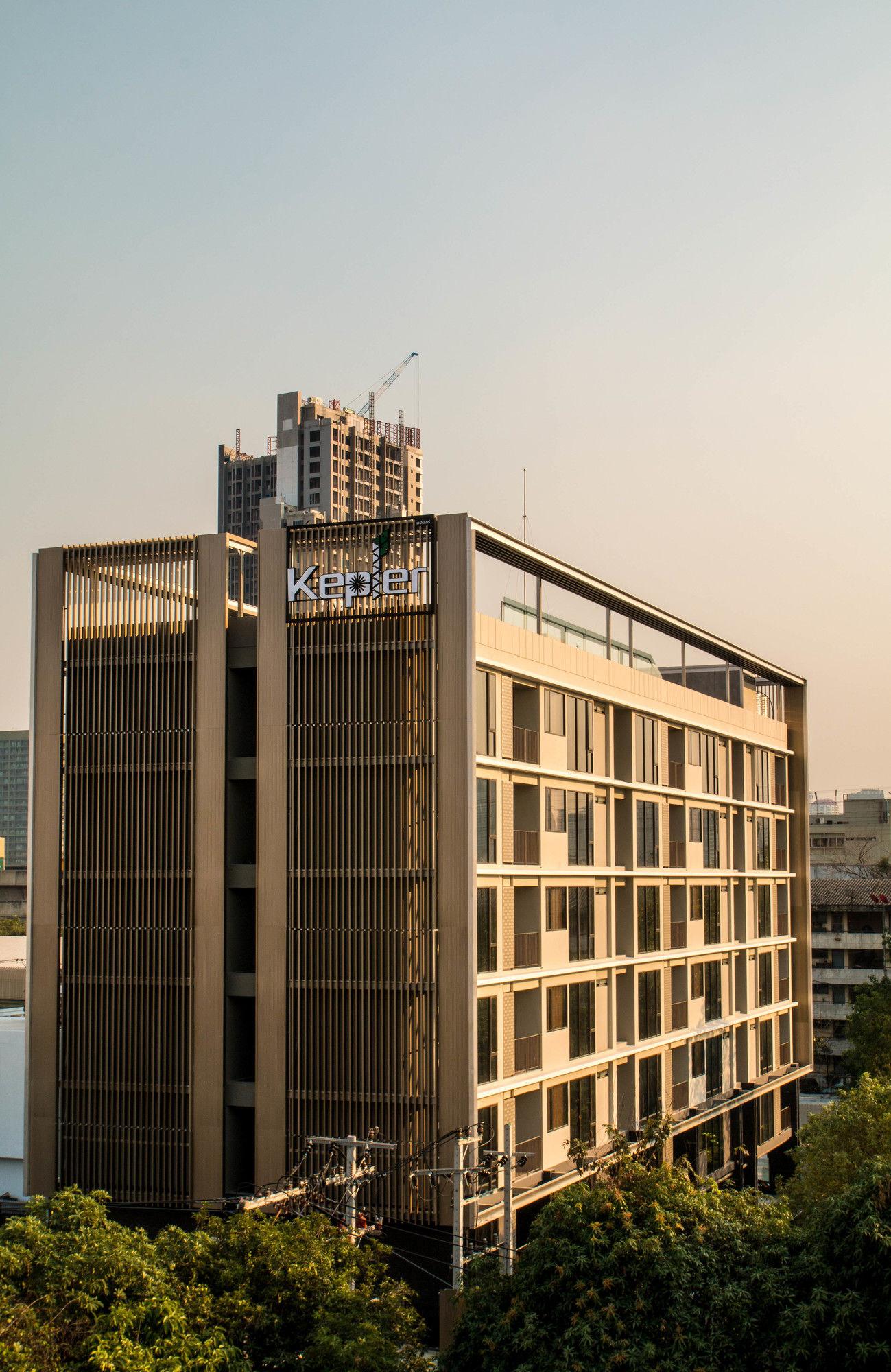 Kepler Residence Bangkok Exteriör bild