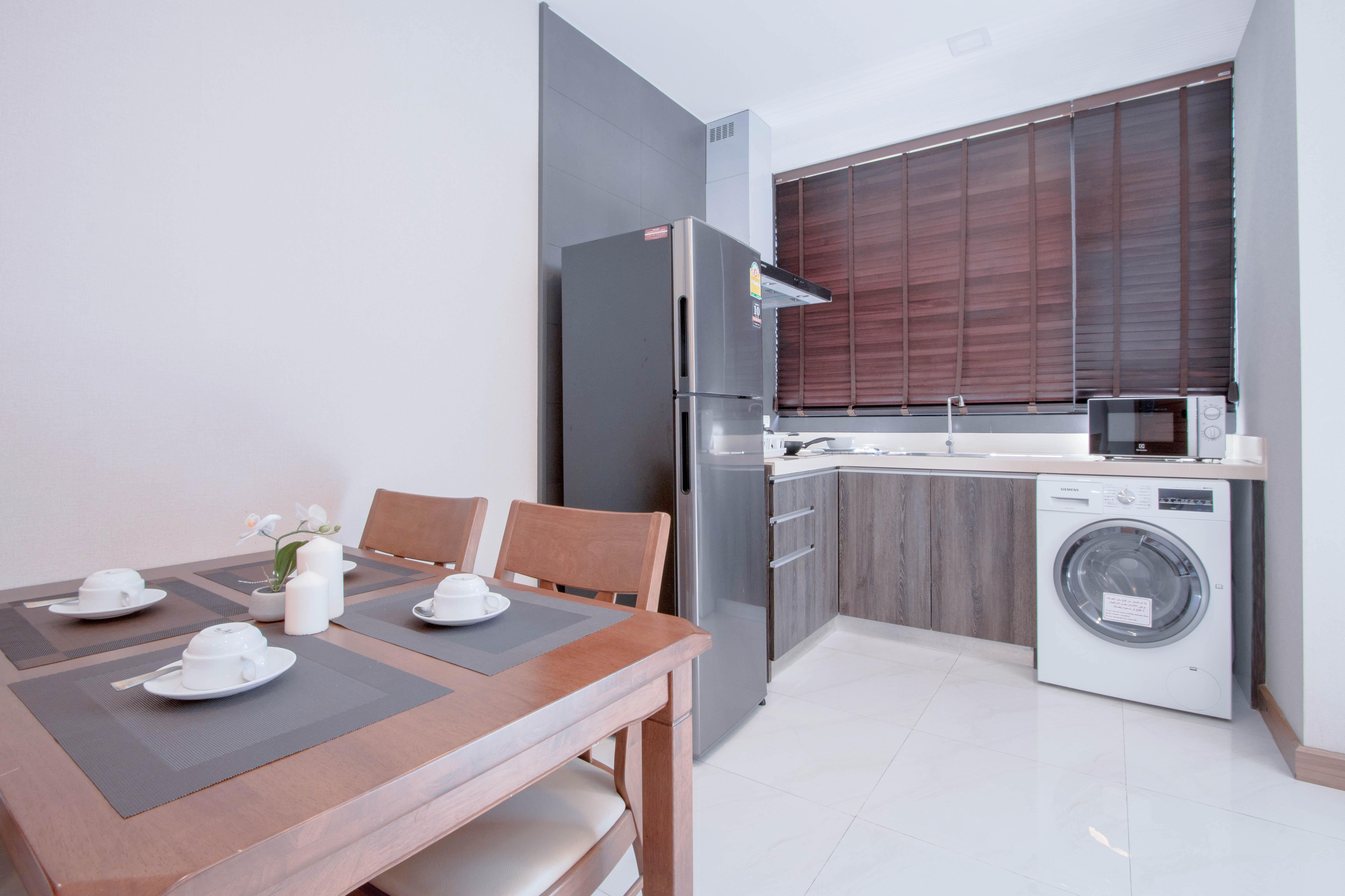 Kepler Residence Bangkok Exteriör bild