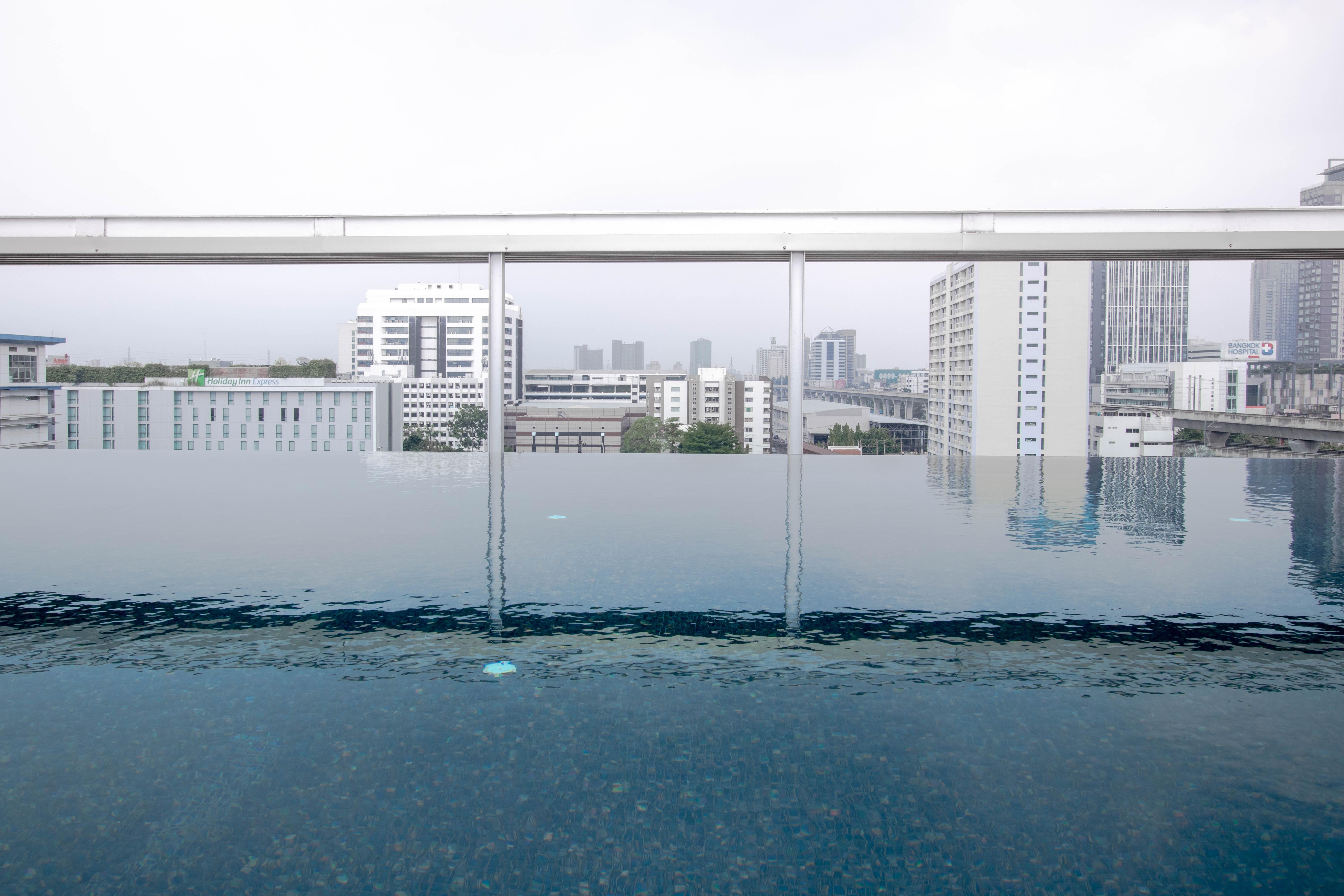 Kepler Residence Bangkok Exteriör bild