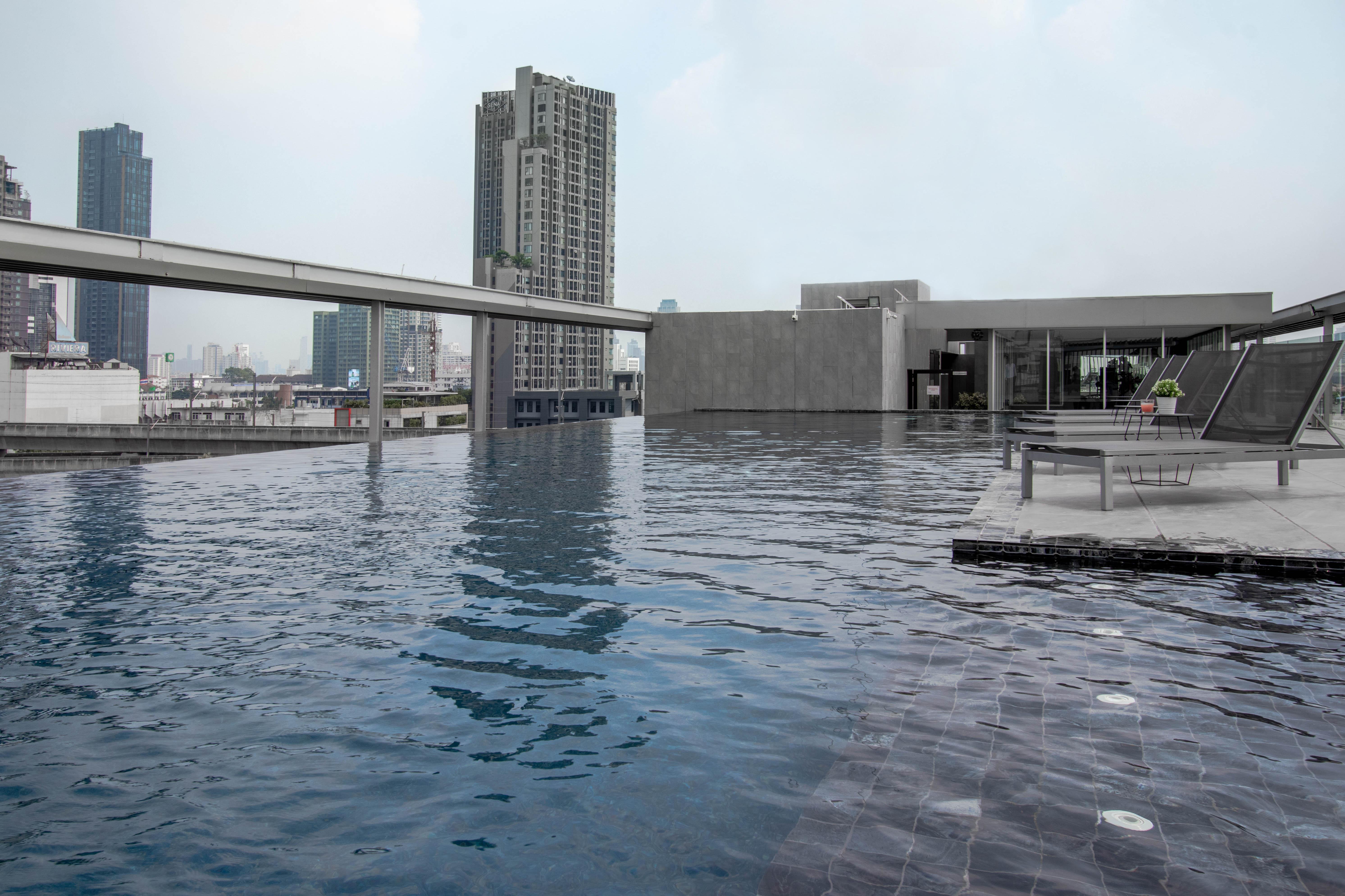 Kepler Residence Bangkok Exteriör bild
