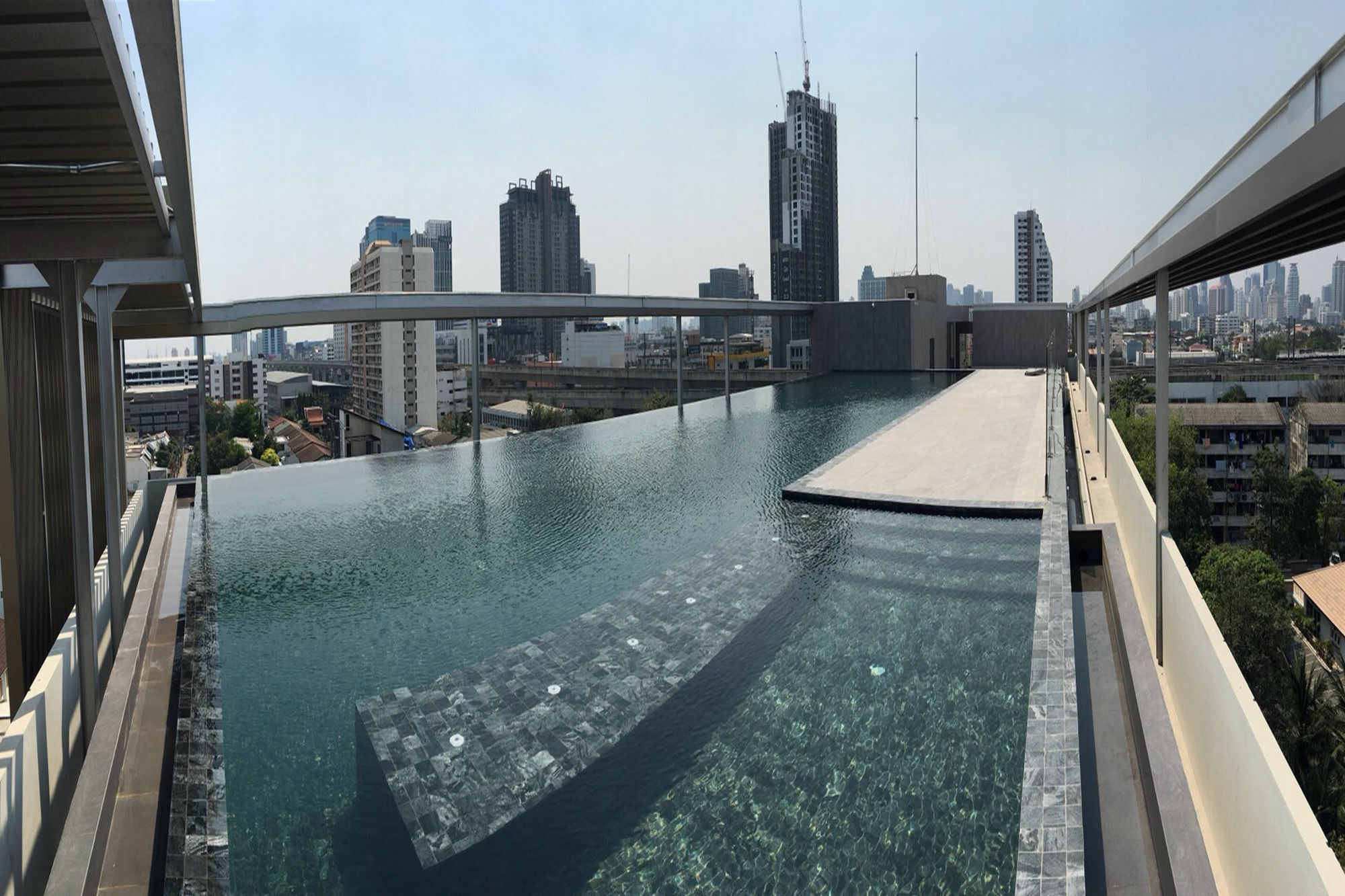 Kepler Residence Bangkok Exteriör bild
