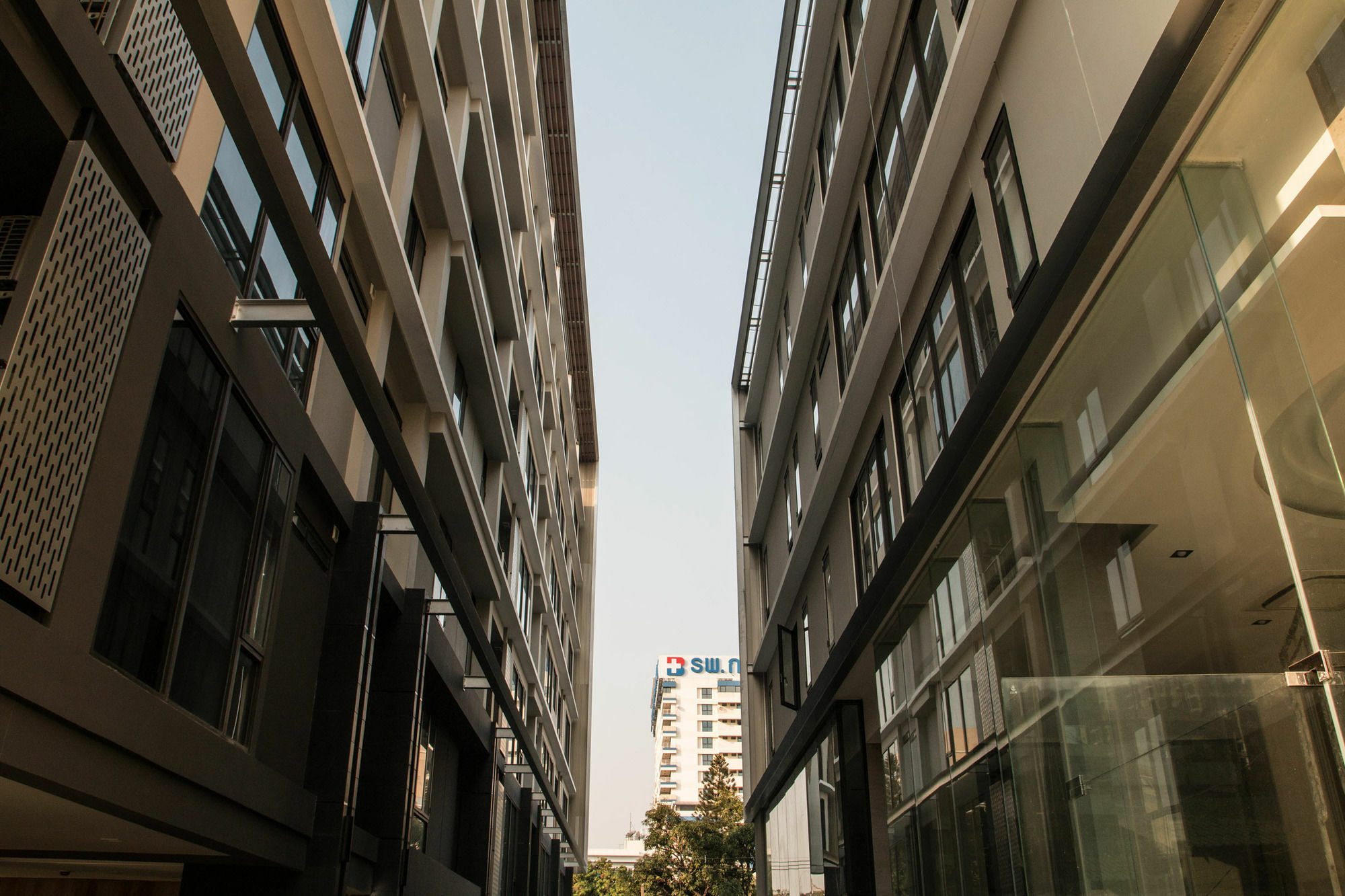 Kepler Residence Bangkok Exteriör bild